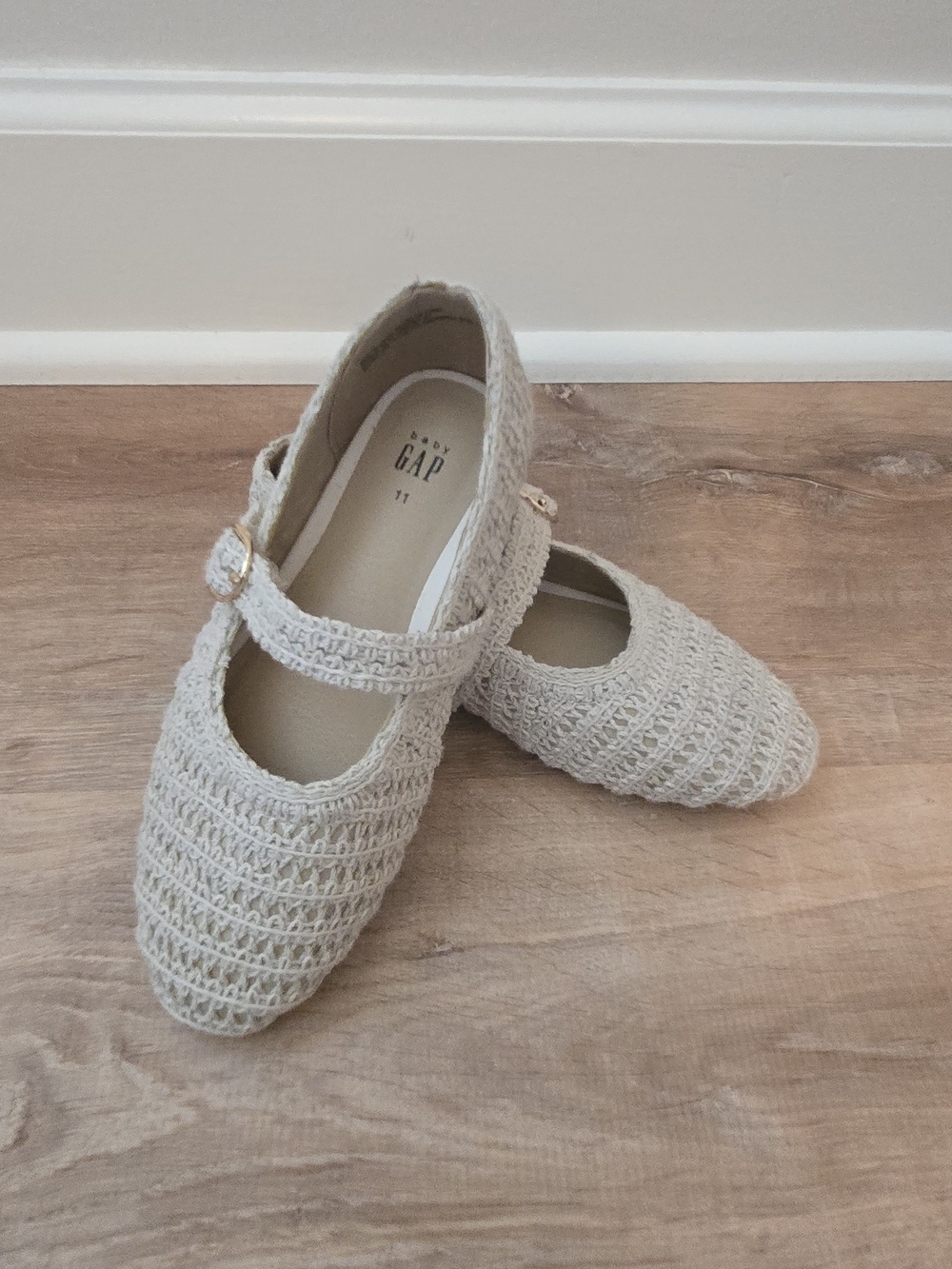 GAP Woven Crochet Mary Jane Flats in Light Beige Toddler 11